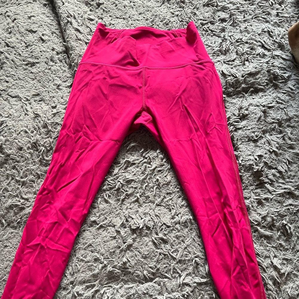 Lulu lemon leggings in great condition.